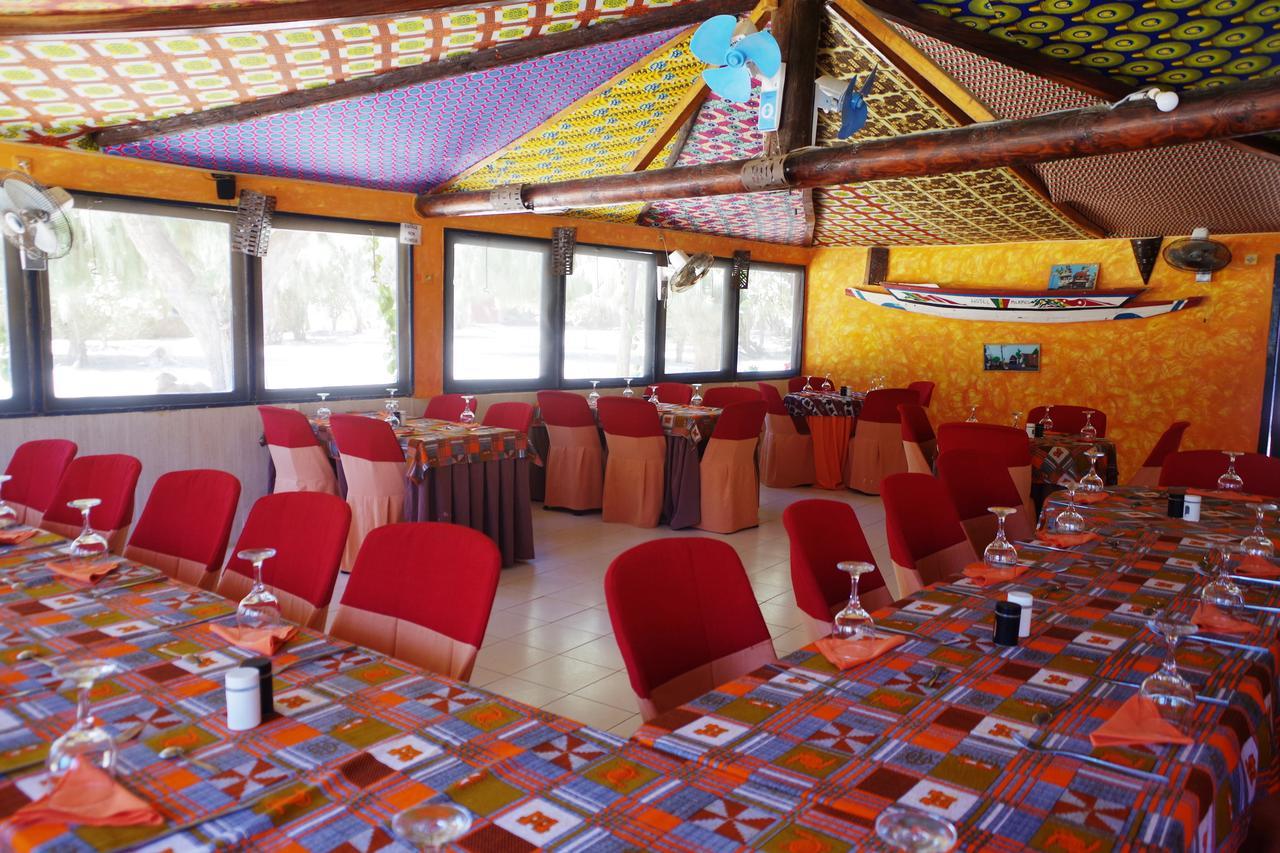 Hotel Mermoz Saint-Louis Extérieur photo